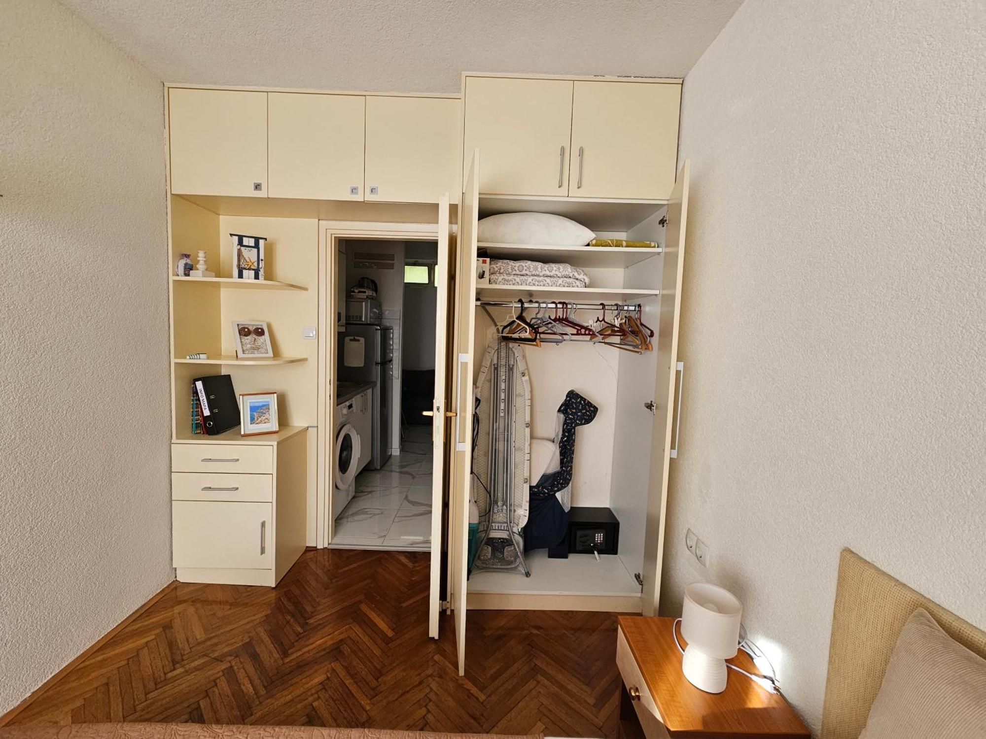 Morska Postelja - Sea Bed Apartment Omiš Exterior foto