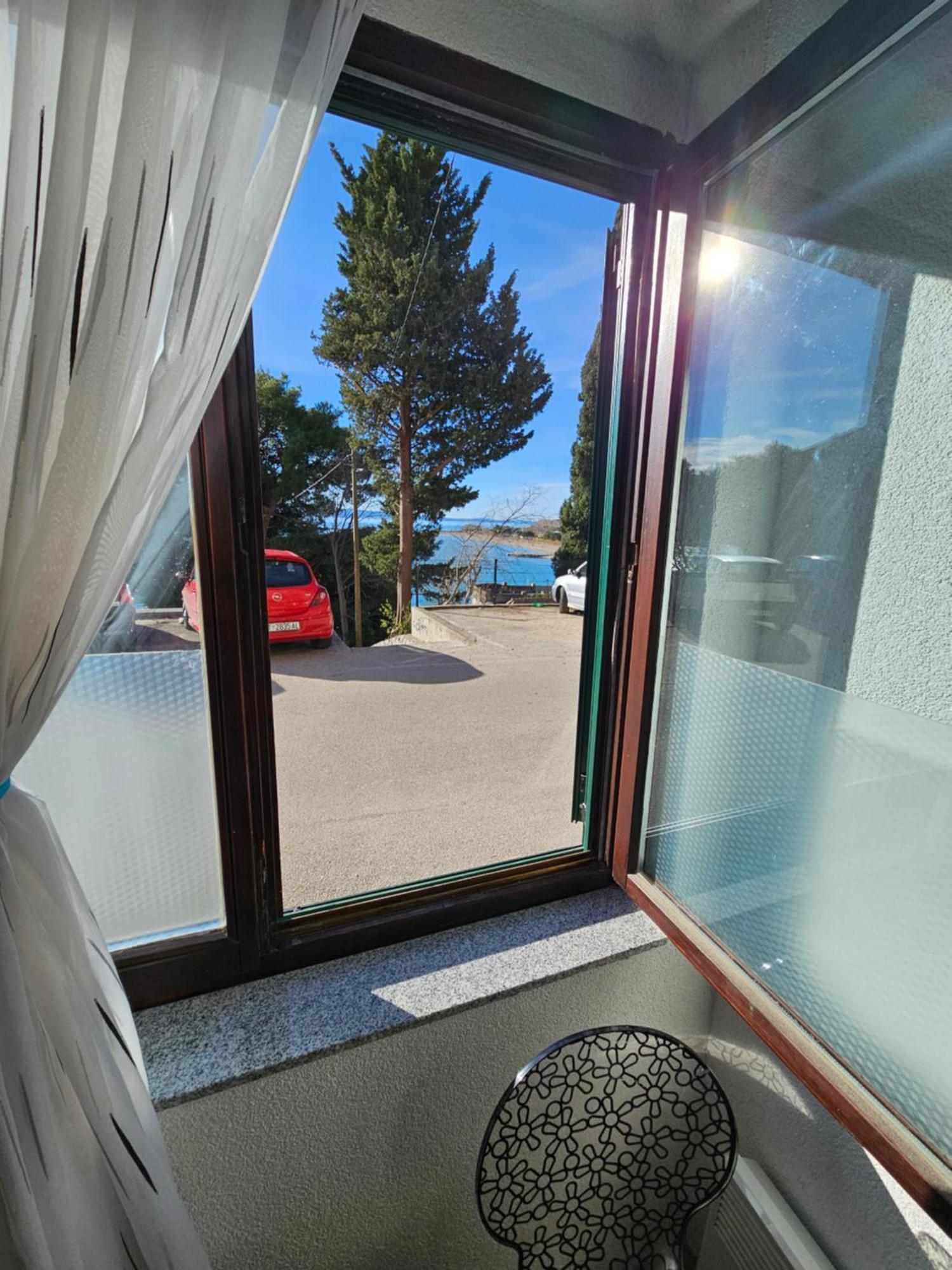 Morska Postelja - Sea Bed Apartment Omiš Exterior foto